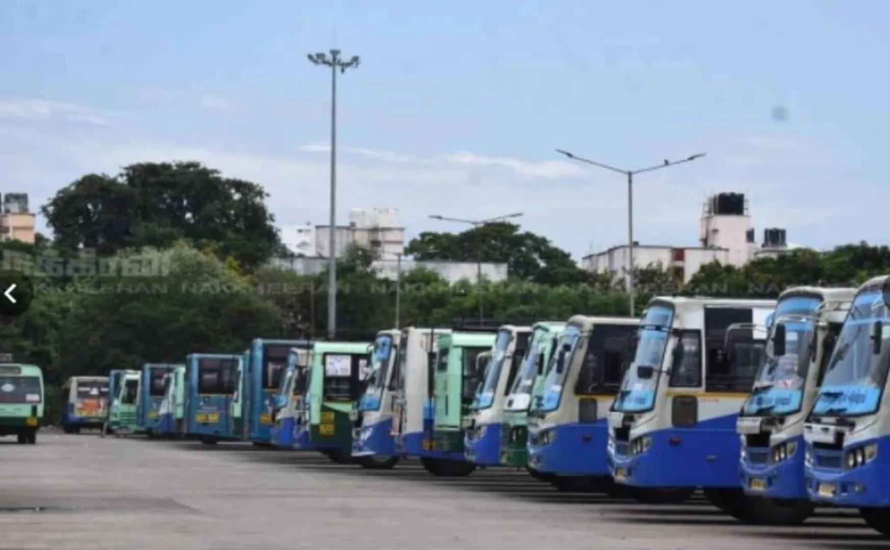 tn govt special bus 4 lakhs above peoples travelled the native districts 